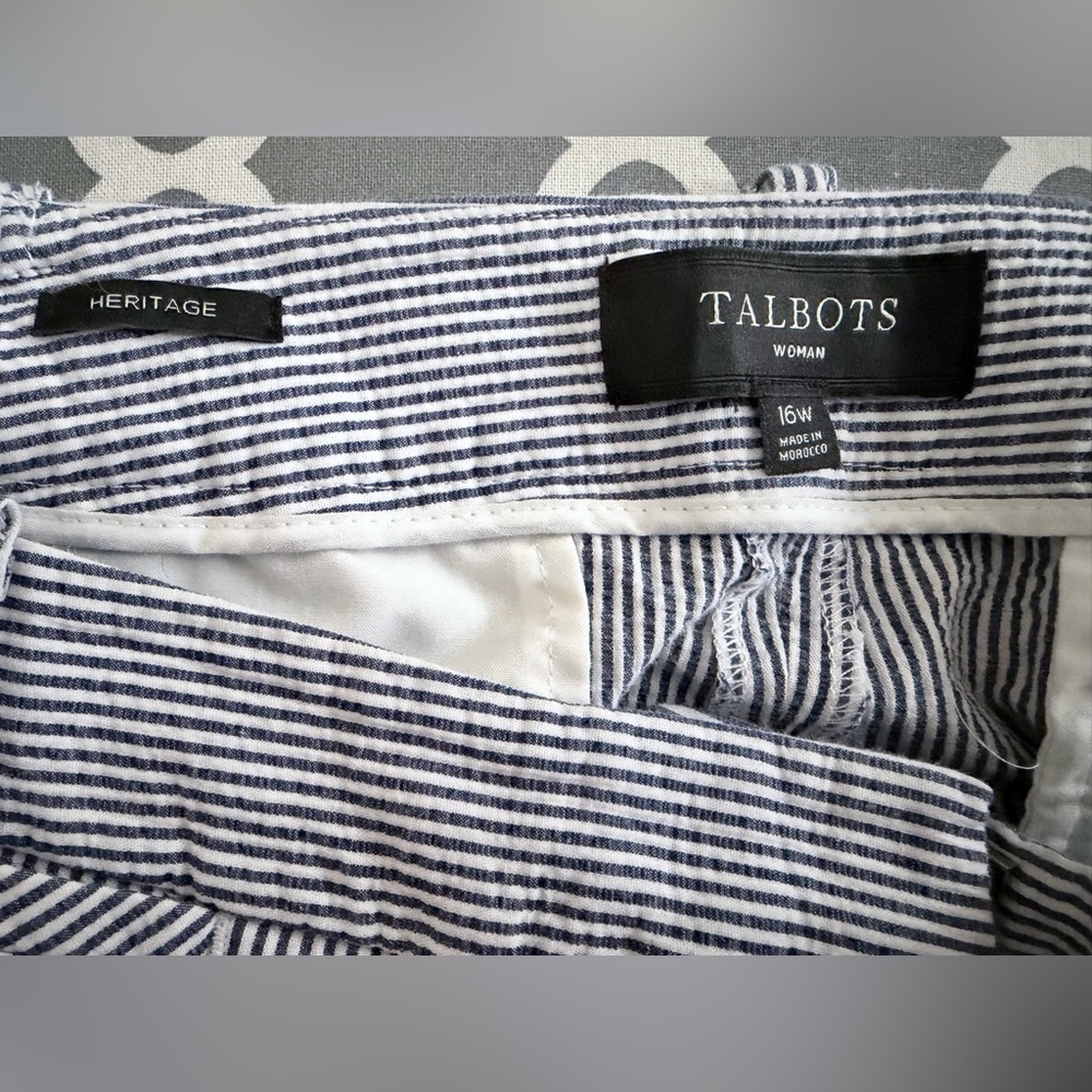 TALBOTS HERITAGE Blue + White Striped Seersucker Crop Summer Pants Plus 16W - Picture 4 of 5